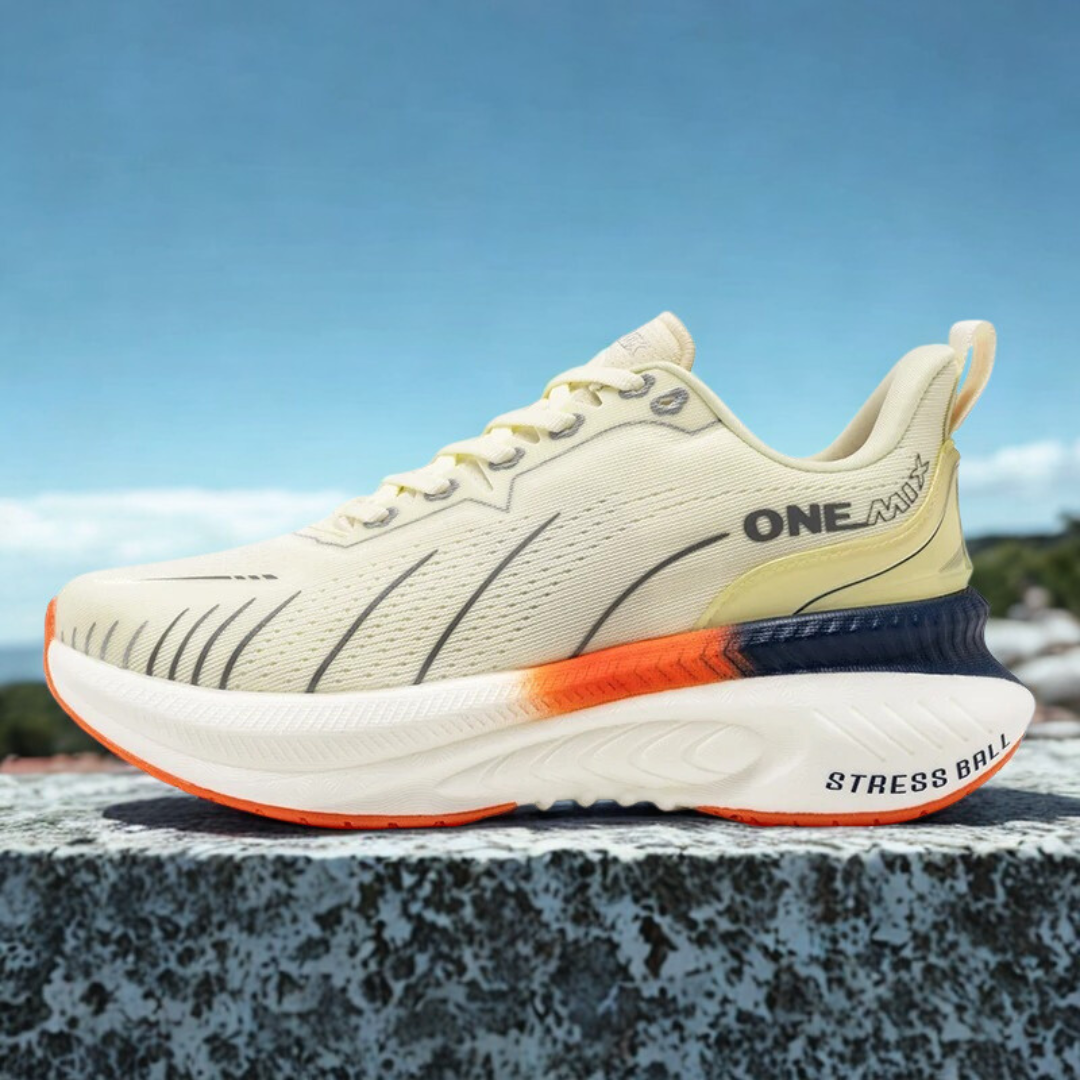 StratoPulse™ AirRide Runners
