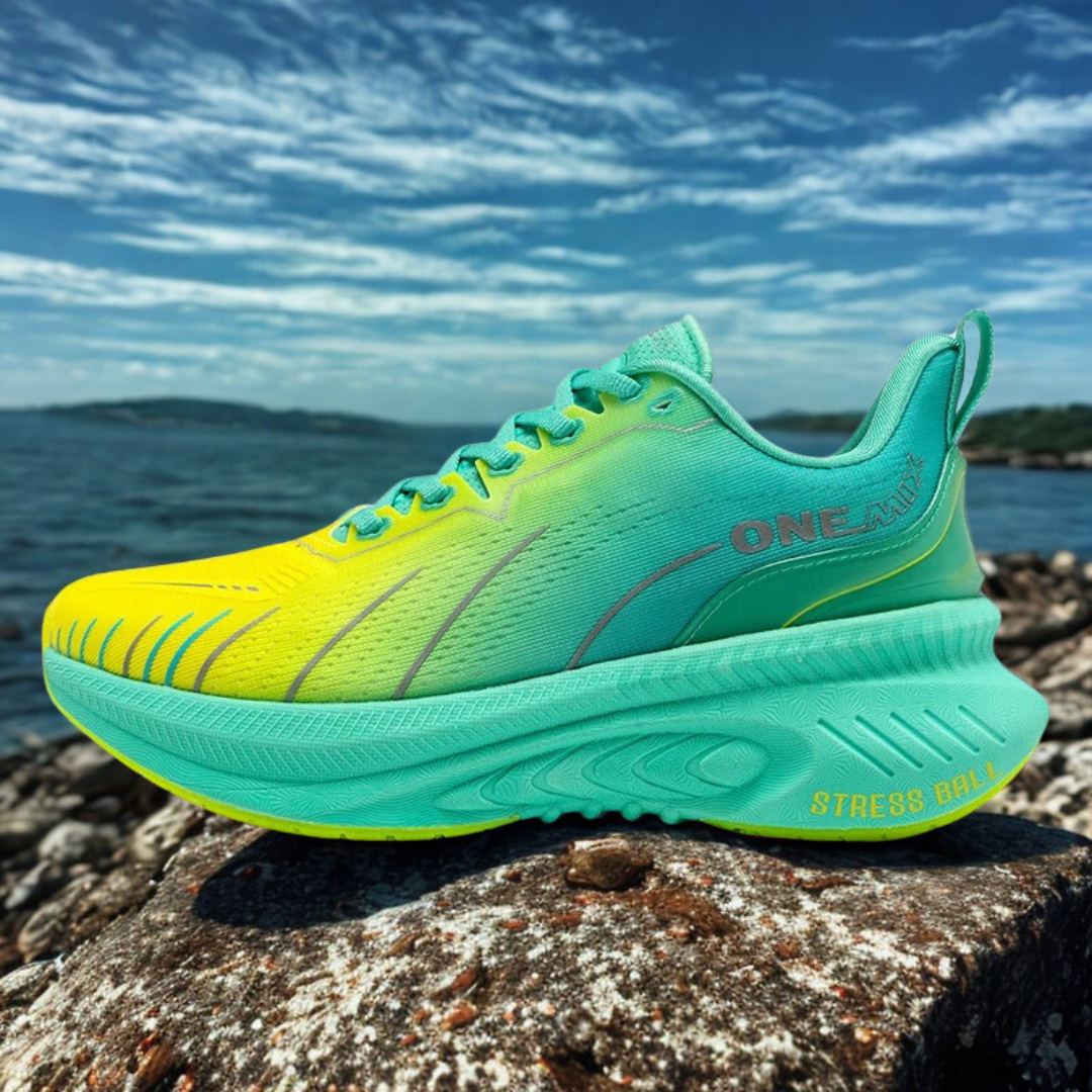 StratoPulse™ AirRide Runners